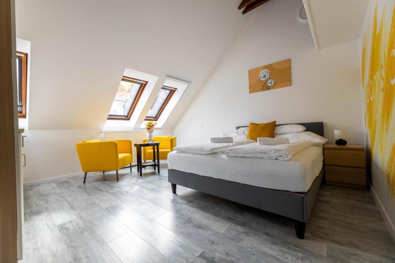Roomstore Studio Apartments Erlau Exterior foto